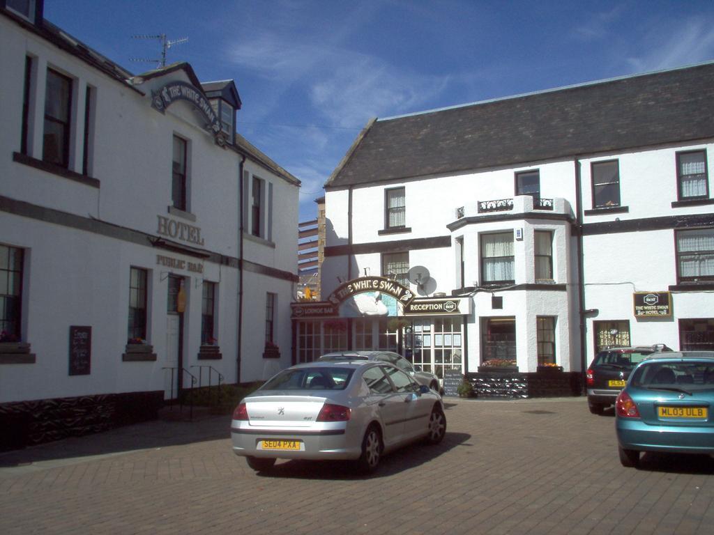 Duns The White Swan Hotel מראה חיצוני תמונה