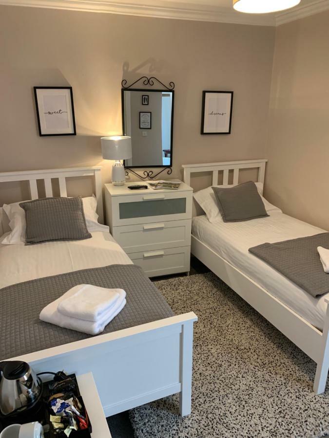 Duns The White Swan Hotel מראה חיצוני תמונה